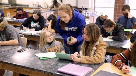 state testing for deaf and hard of hearing students|Efforts are making education for deaf students more.